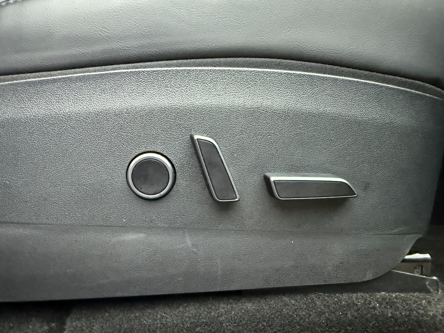 Used Tesla Model Y 2022 for sale - 77419460: Photo 28