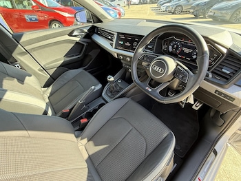 Used Audi A1 2023 for sale - 75701448: Photo