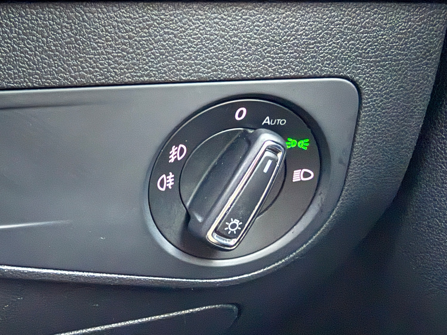 Used Volkswagen Tiguan 2018 for sale - 77208239: Photo 26