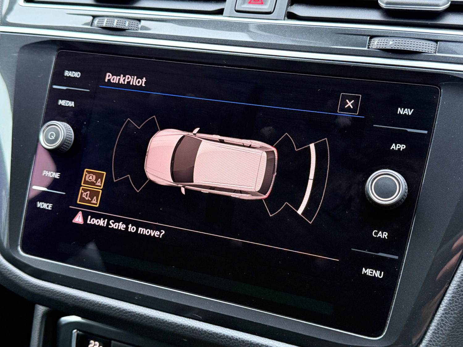 Used Volkswagen Tiguan 2018 for sale - 77208239: Photo 29