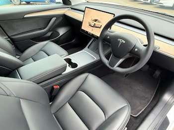 Used Tesla Model 3 2023 for sale - 77208215: Photo