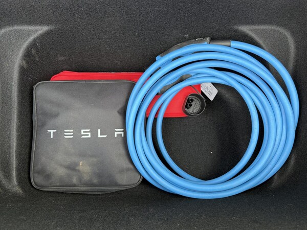 Used Tesla Model Y 2022 for sale - 76211453: Photo 22