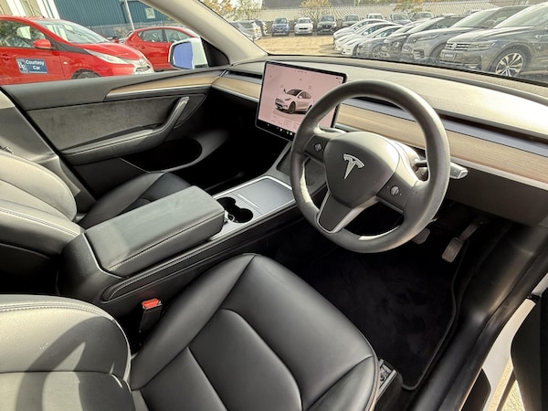 Used Tesla Model Y 2022 for sale - 76211453: Photo 3