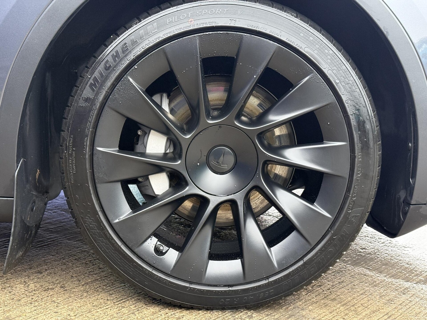 Used Tesla Model Y 2022 for sale - 77044737: Photo 17