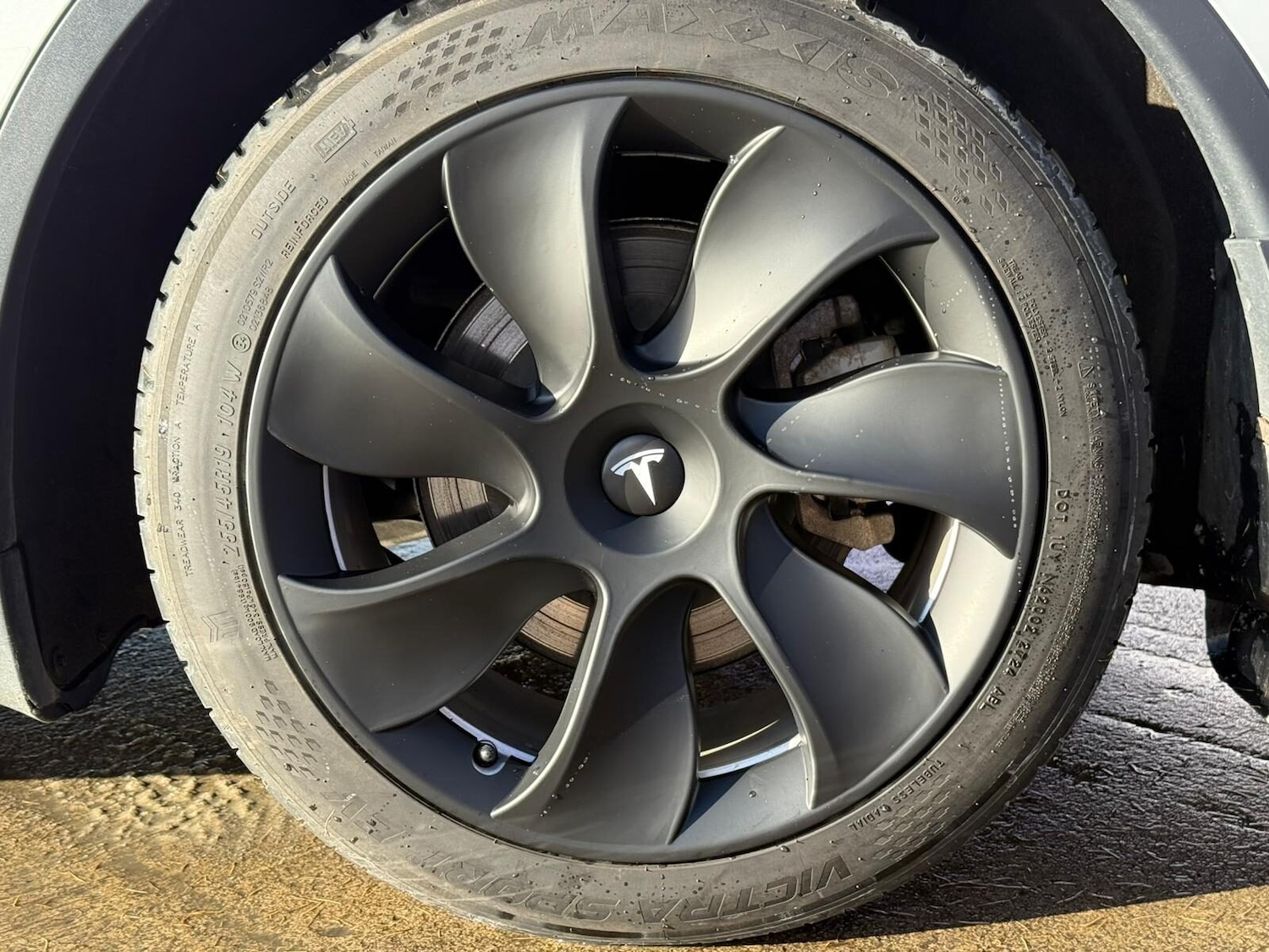 Used Tesla Model Y 2023 for sale - 76631175: Photo 18