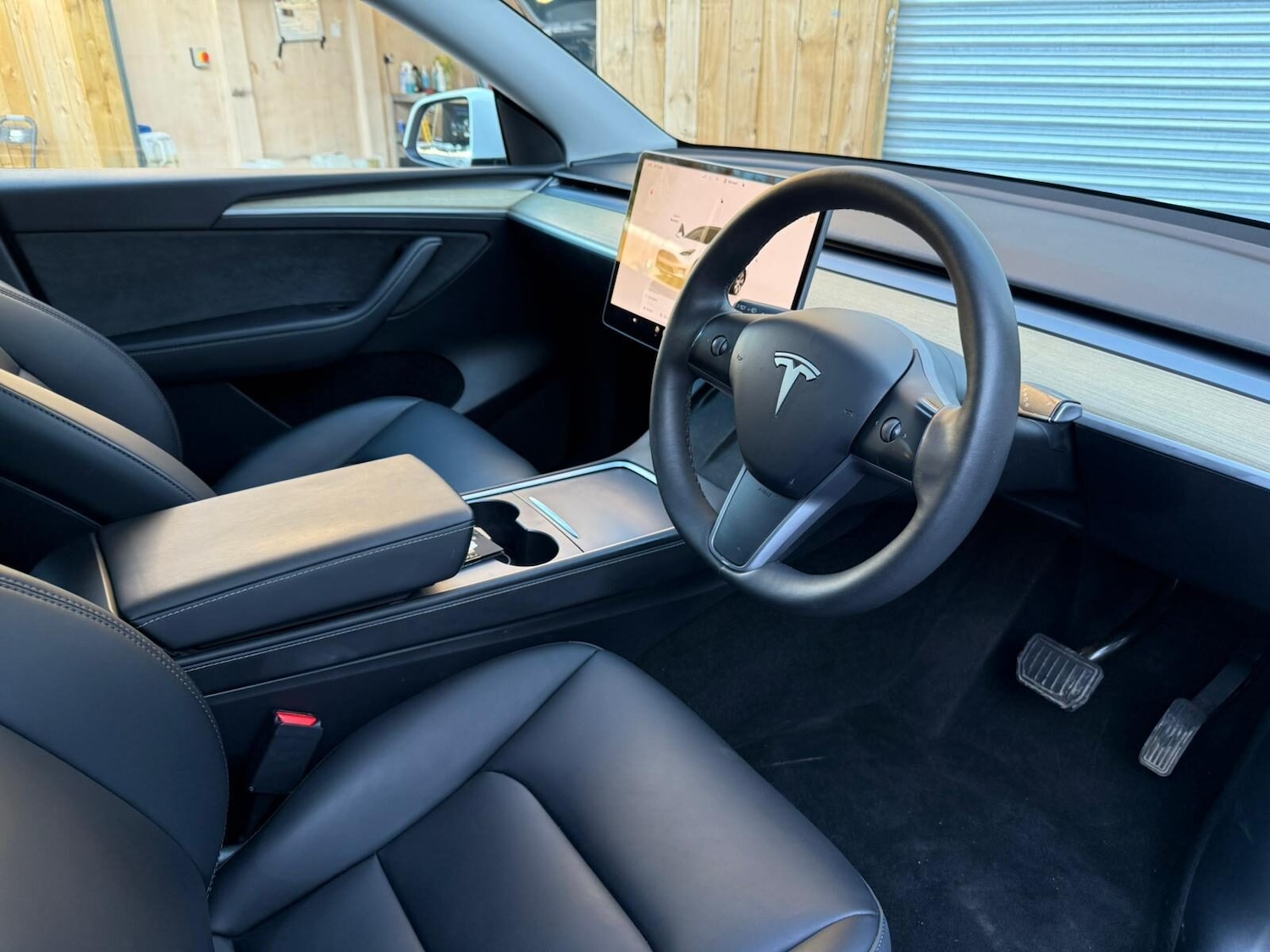 Used Tesla Model Y 2023 for sale - 76631175: Photo 28