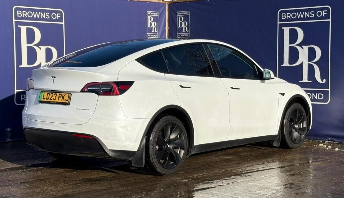 Used Tesla Model Y 2023 for sale - 76631175: Photo 4