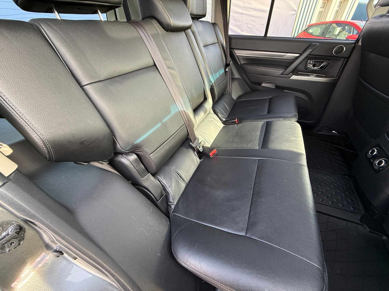 Used Mitsubishi Shogun 2016 for sale - 77556096: Photo 24