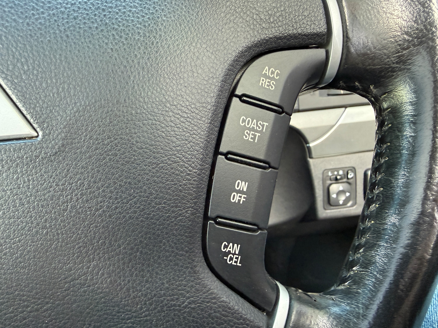 Used Mitsubishi Shogun 2016 for sale - 77556096: Photo 29