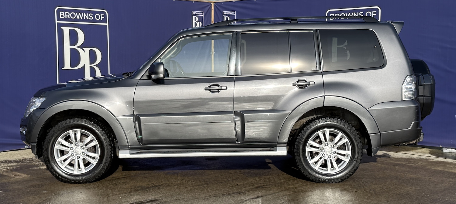 Used Mitsubishi Shogun 2016 for sale - 77556096: Photo 9