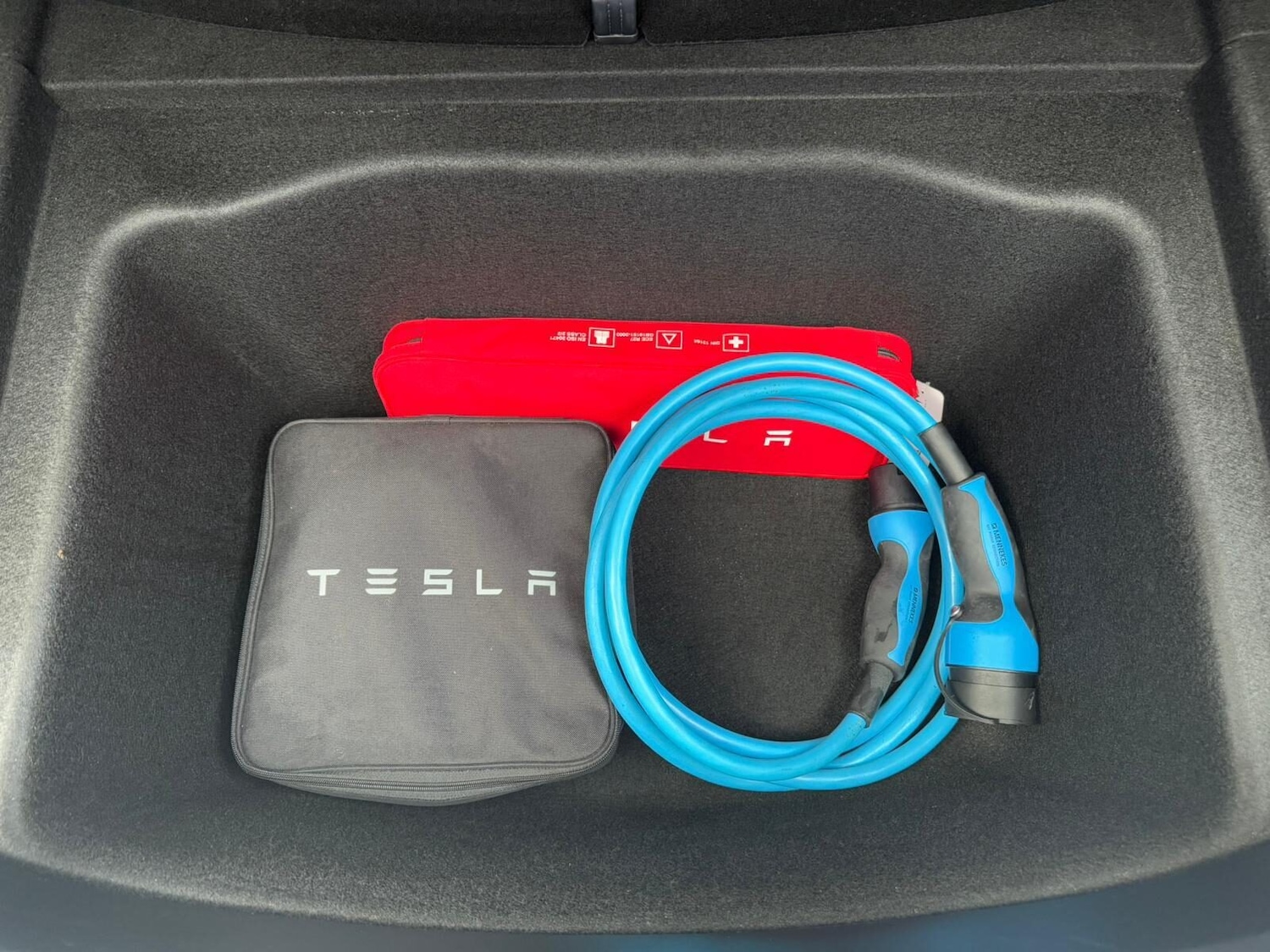 Used Tesla Model 3 2021 for sale - 76831891: Photo 25