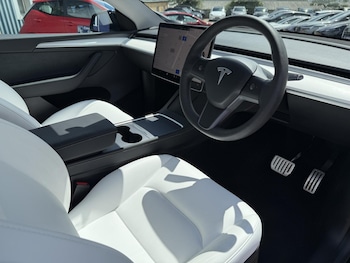 Used Tesla Model Y 2023 for sale - 78928350: Photo