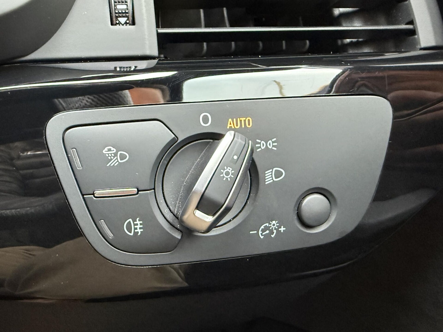 Used Audi A4 2020 for sale - 77071897: Photo 32