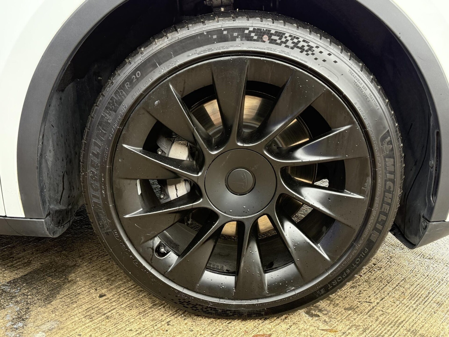 Used Tesla Model Y 2023 for sale - 77044724: Photo 15