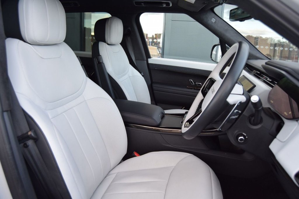 Used Land Rover Range Rover Sport 2023 for sale - 76784273: Photo 17