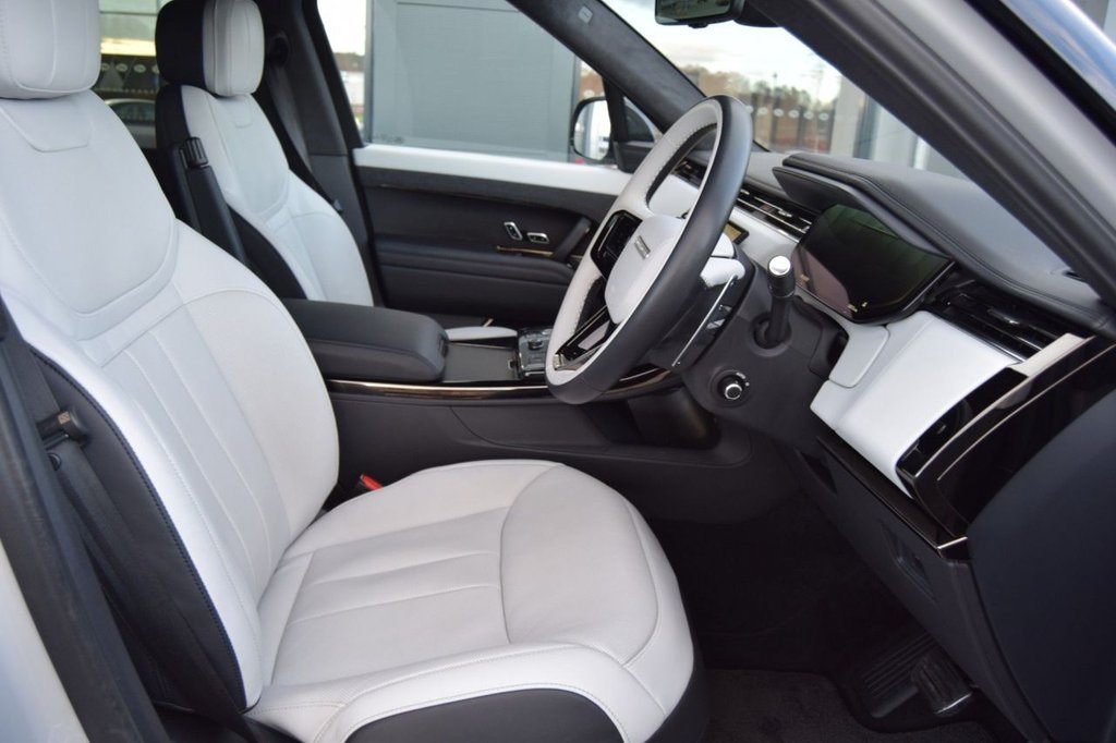 Used Land Rover Range Rover Sport 2023 for sale - 76784273: Photo 18