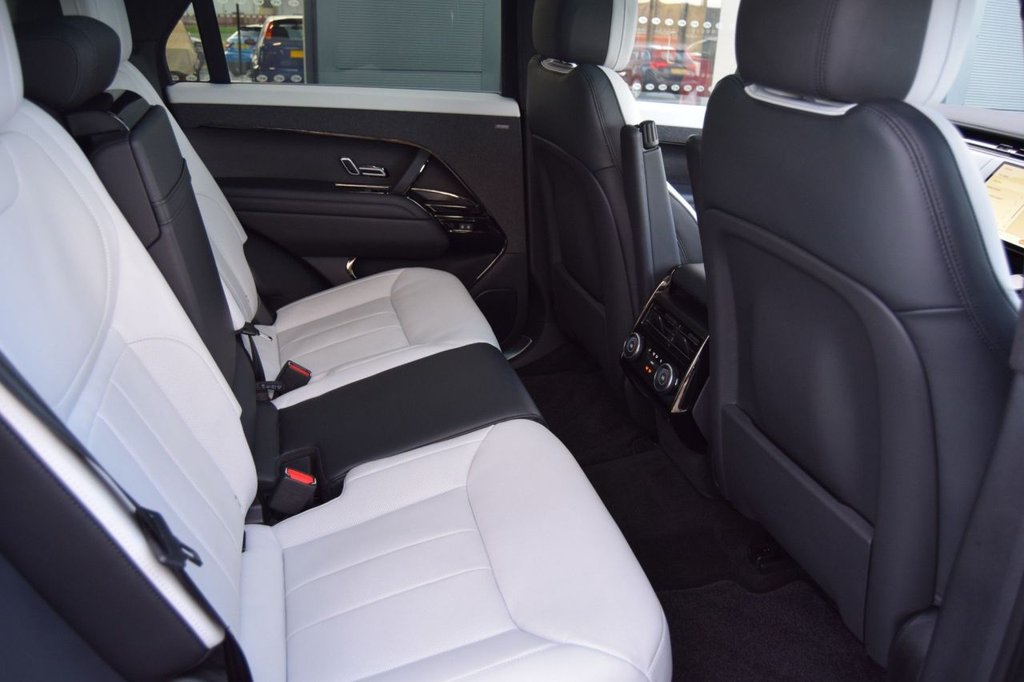 Used Land Rover Range Rover Sport 2023 for sale - 76784273: Photo 21