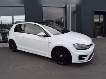 Used Volkswagen Golf 2015 for sale - 78002601: Photo