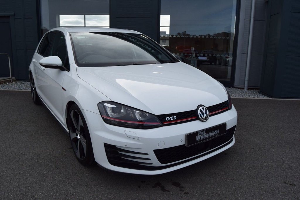 Used Volkswagen Golf 2017 for sale - 77927181: Photo 4