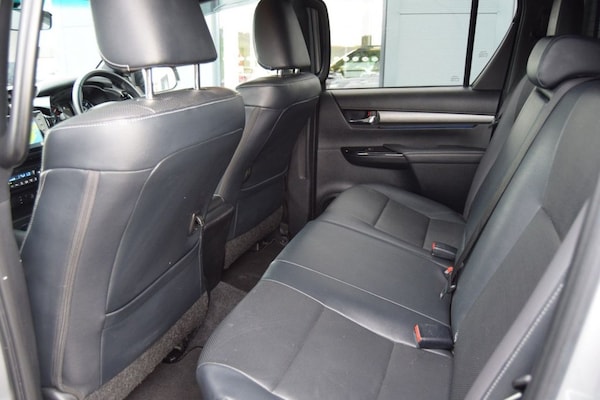 Used Toyota Hilux 2021 for sale - 74947717: Photo 19