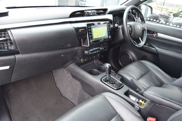 Used Toyota Hilux 2021 for sale - 74947717: Photo 21