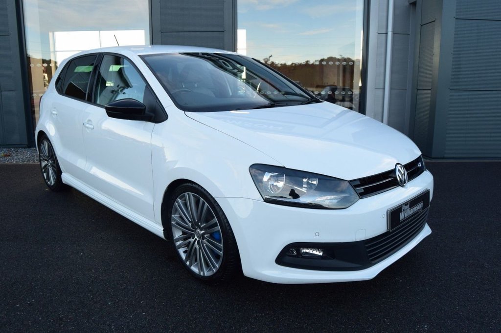 Used Volkswagen Polo 2017 for sale - 76509446: Photo 2