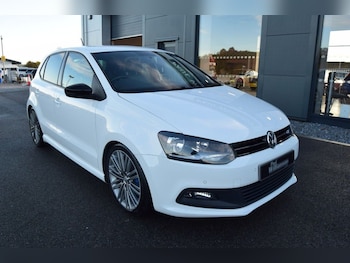 Used Volkswagen Polo 2017 for sale - 76509446: Photo