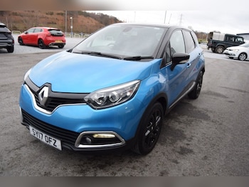 Used Renault Captur 2017 for sale - 77399848: Photo