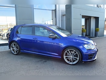 Used Volkswagen Golf 2017 for sale - 78256356: Photo