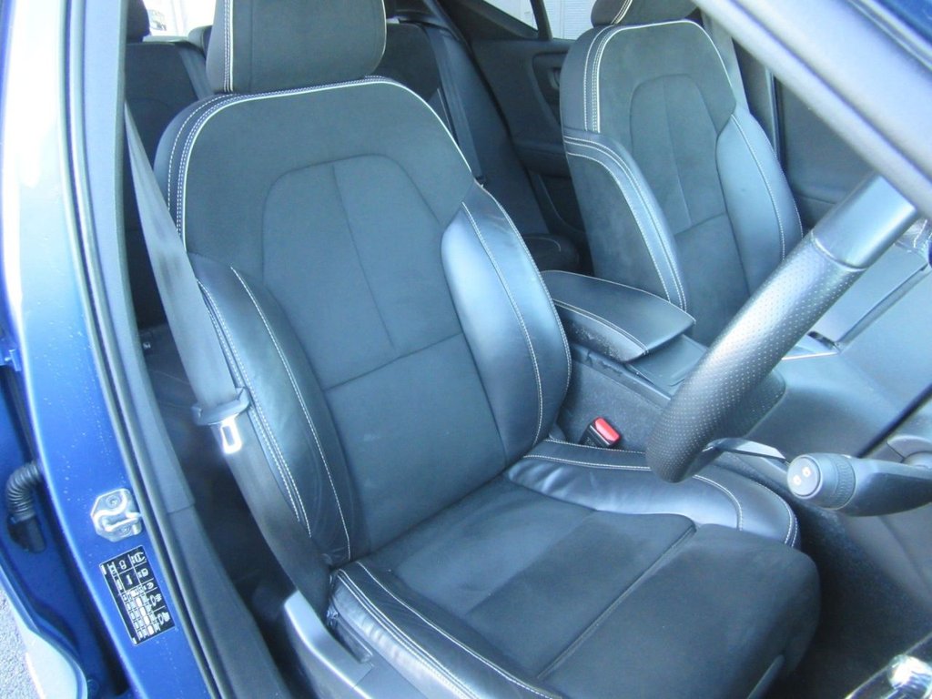 Used Volvo XC40 2021 for sale - 77534474: Photo 6