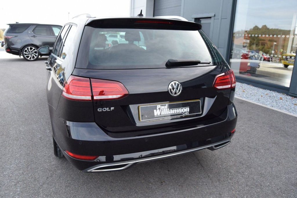 Used Volkswagen Golf 2020 for sale - 76132629: Photo 11