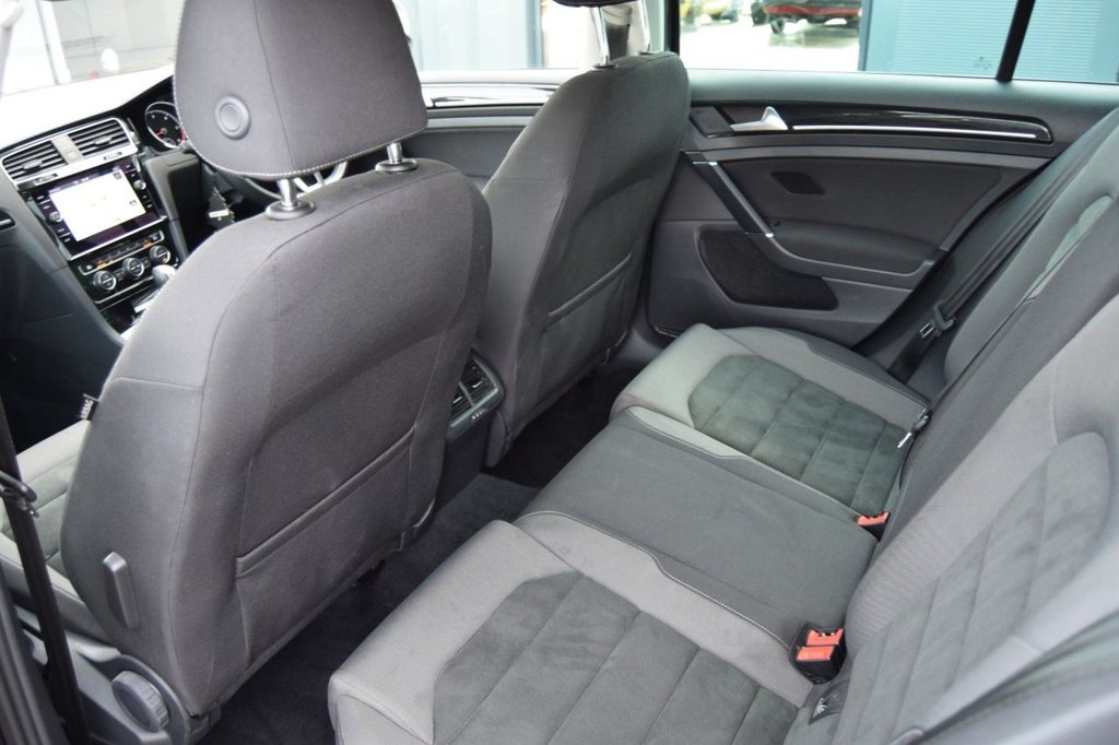 Used Volkswagen Golf 2020 for sale - 76132629: Photo 18