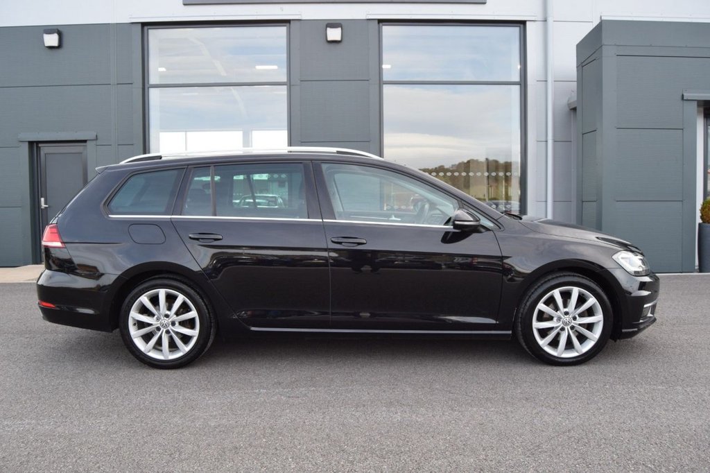 Used Volkswagen Golf 2020 for sale - 76132629: Photo 4