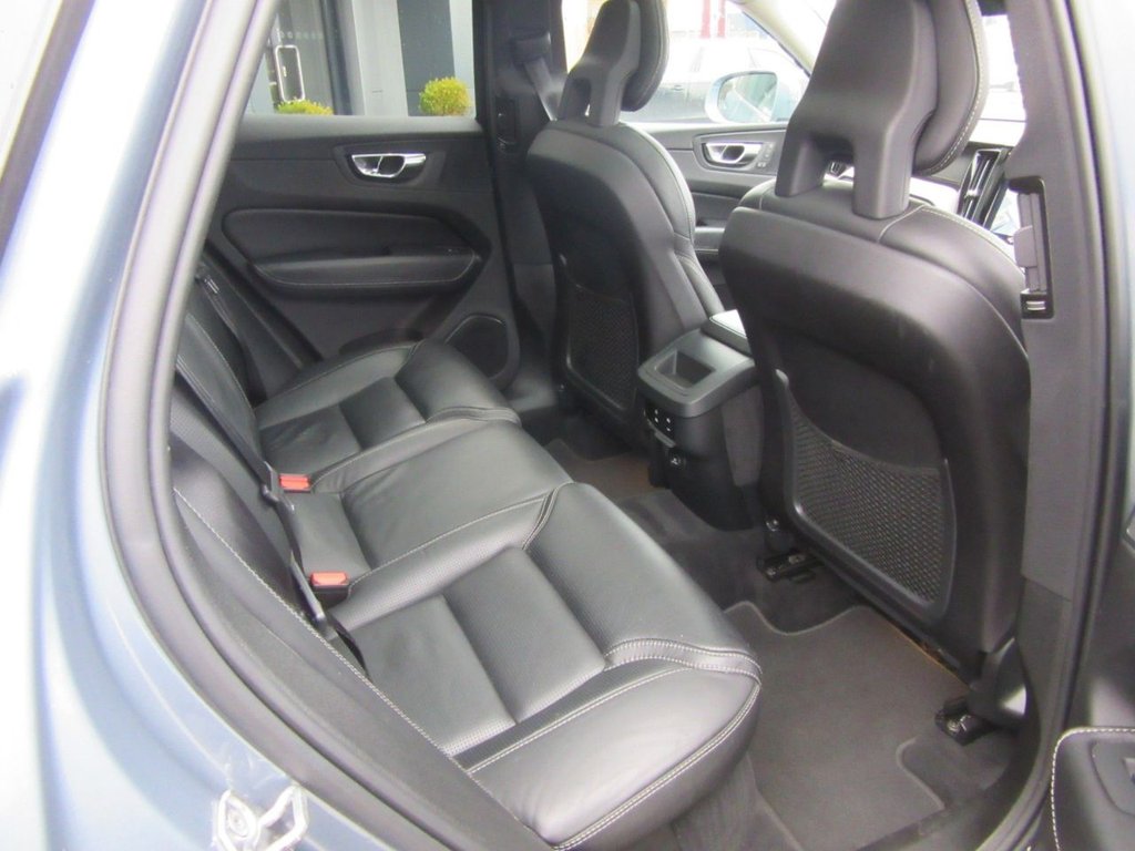 Used Volvo XC60 2017 for sale - 77905628: Photo 6