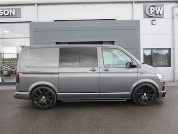 Used Volkswagen Transporter 2019 for sale - 76019057: Photo