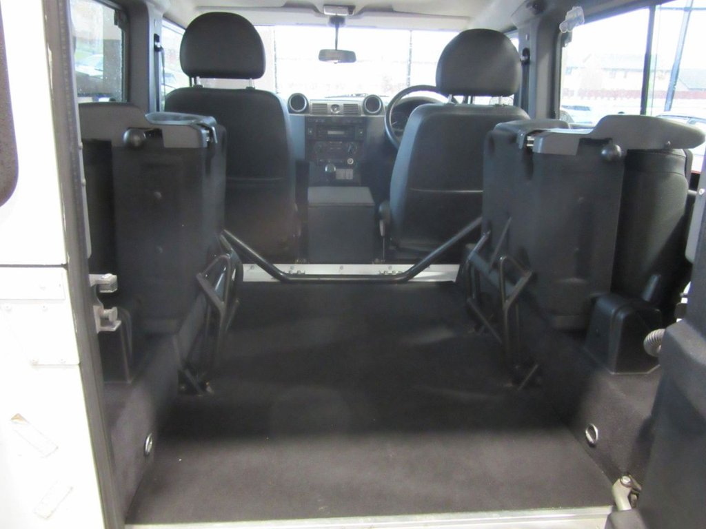 Used Land Rover Defender 2012 for sale - 76163129: Photo 6