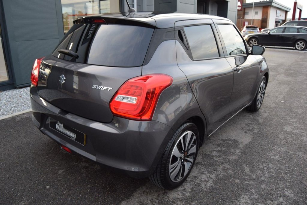 Used Suzuki Swift 2020 for sale - 76303991: Photo 4
