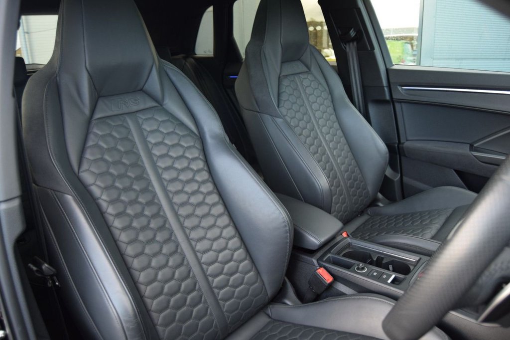 Used Audi RS Q3 2023 for sale - 76570553: Photo 17