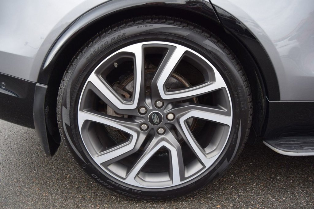 Used Land Rover Discovery 2022 for sale - 77668942: Photo 11