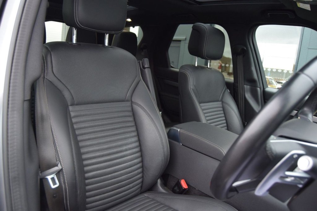 Used Land Rover Discovery 2022 for sale - 77668942: Photo 14