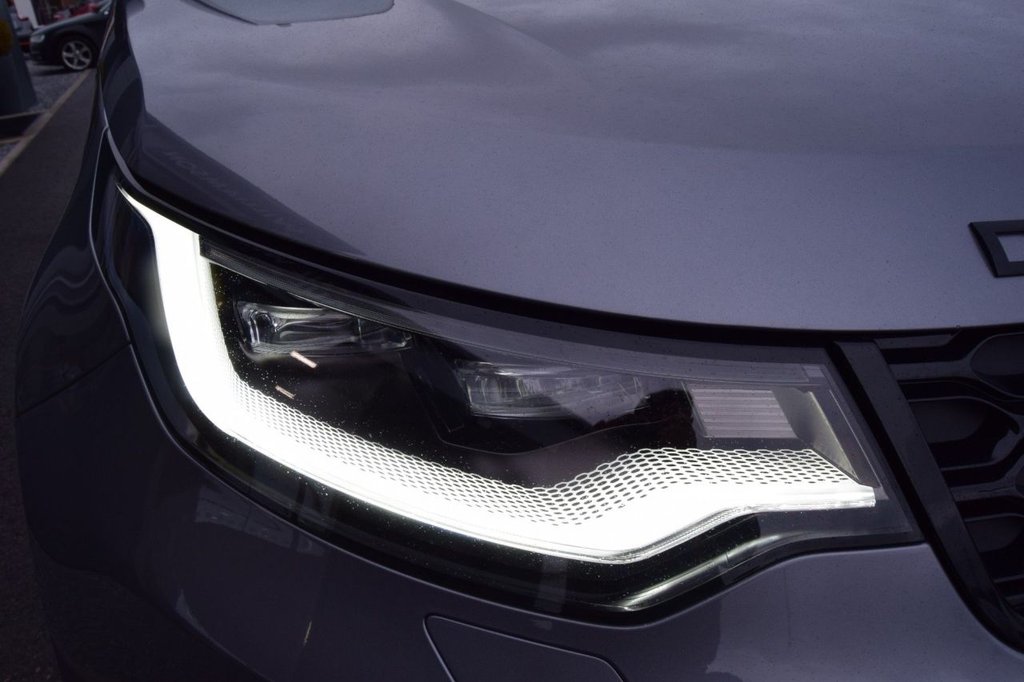 Used Land Rover Discovery 2022 for sale - 77668942: Photo 40