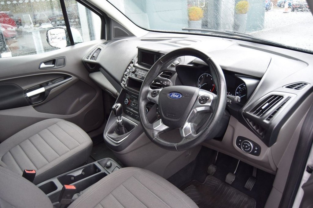 Used Ford Grand Tourneo Connect 2020 for sale - 76235580: Photo 17