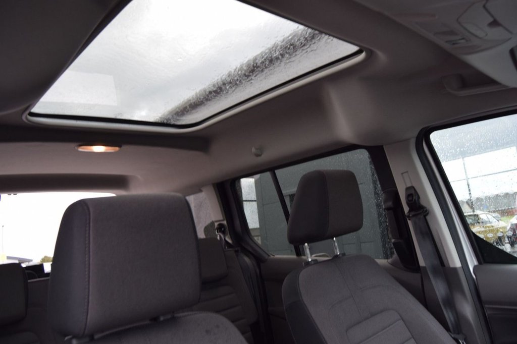 Used Ford Grand Tourneo Connect 2020 for sale - 76235580: Photo 18