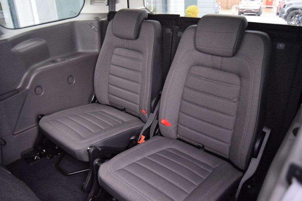 Used Ford Grand Tourneo Connect 2020 for sale - 76235580: Photo 24