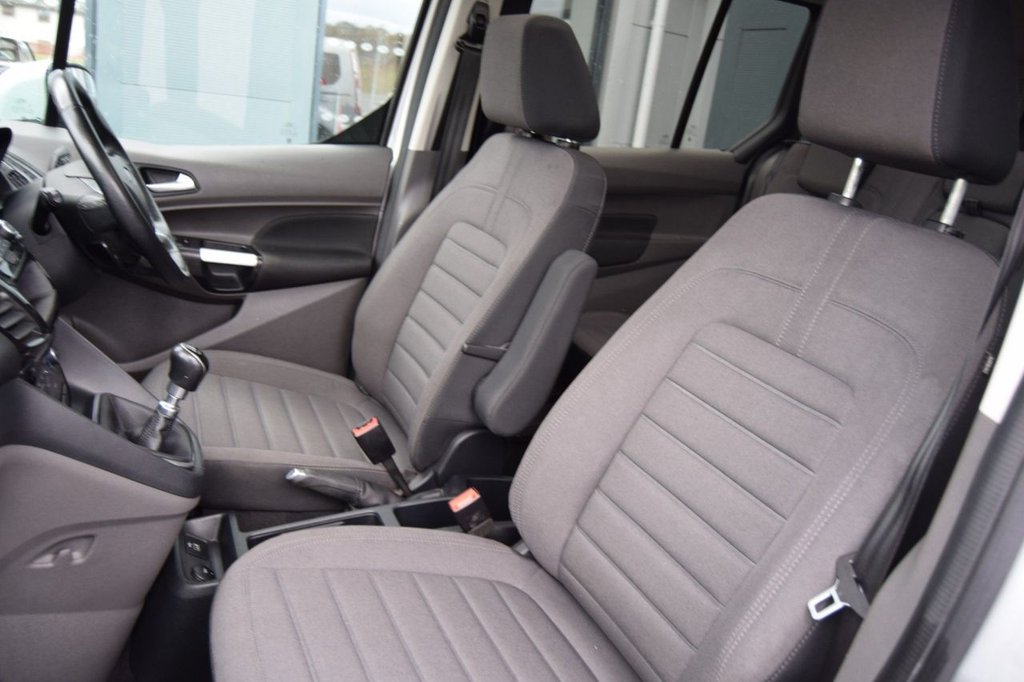 Used Ford Grand Tourneo Connect 2020 for sale - 76235580: Photo 26