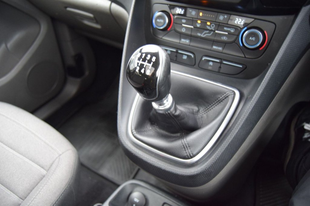 Used Ford Grand Tourneo Connect 2020 for sale - 76235580: Photo 33