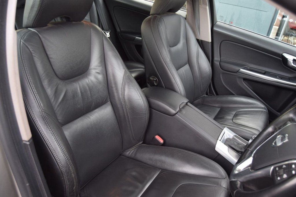 Used Volvo V60 2012 for sale - 76406969: Photo 17