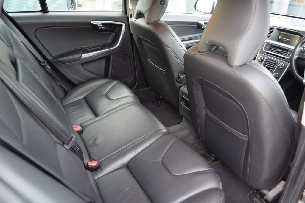 Used Volvo V60 2012 for sale - 76406969: Photo 19