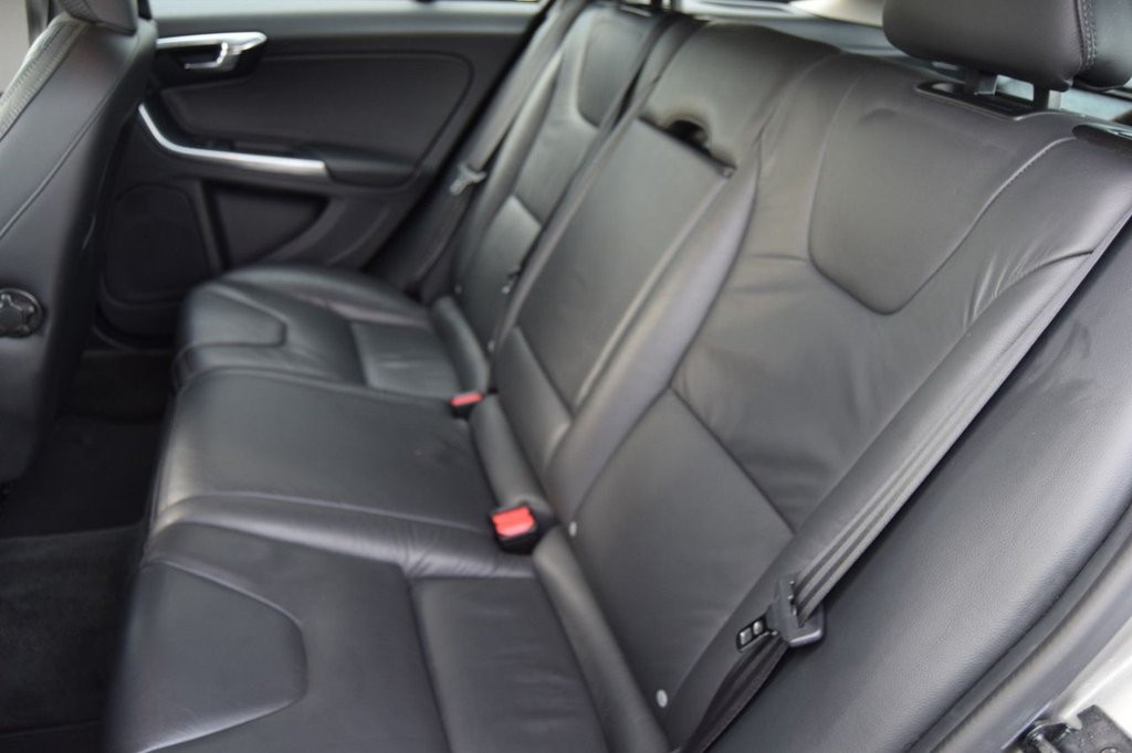 Used Volvo V60 2012 for sale - 76406969: Photo 21