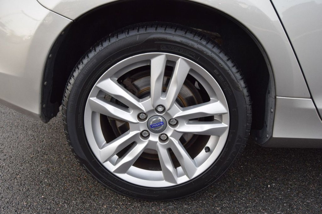 Used Volvo V60 2012 for sale - 76406969: Photo 26